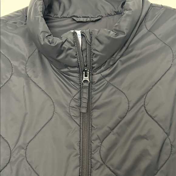 Old Navy Black Quilted 1/2 Zip Puffer Pullover - Picture 3 of 5